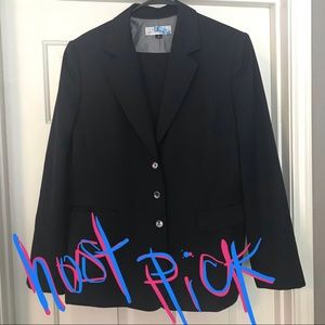 Tahari Navy Women’s Suit and Pants